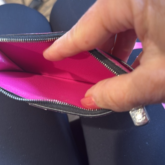 Louis Vuitton Taigarama card holder - Picture 3 of 5